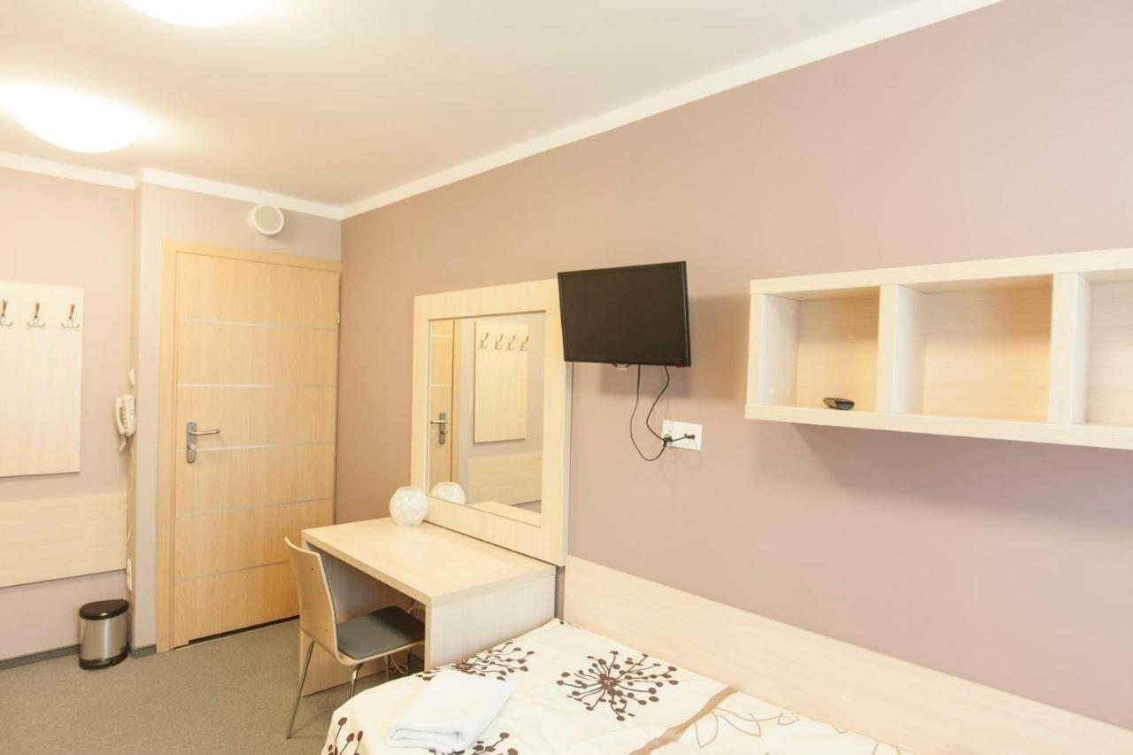 Strumyk Hostel Krakow Exterior photo